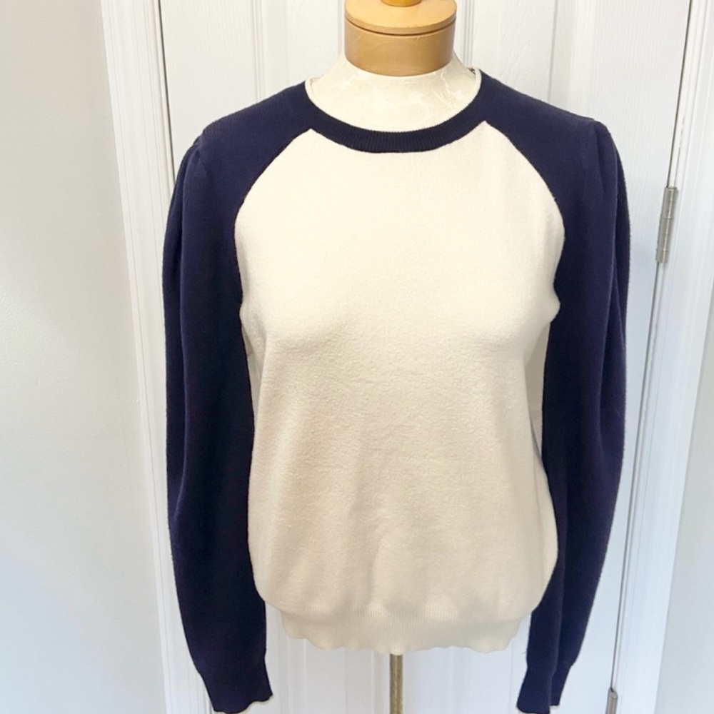 FATE Women’s Cream and Navy Crewneck Sweater Size Small
